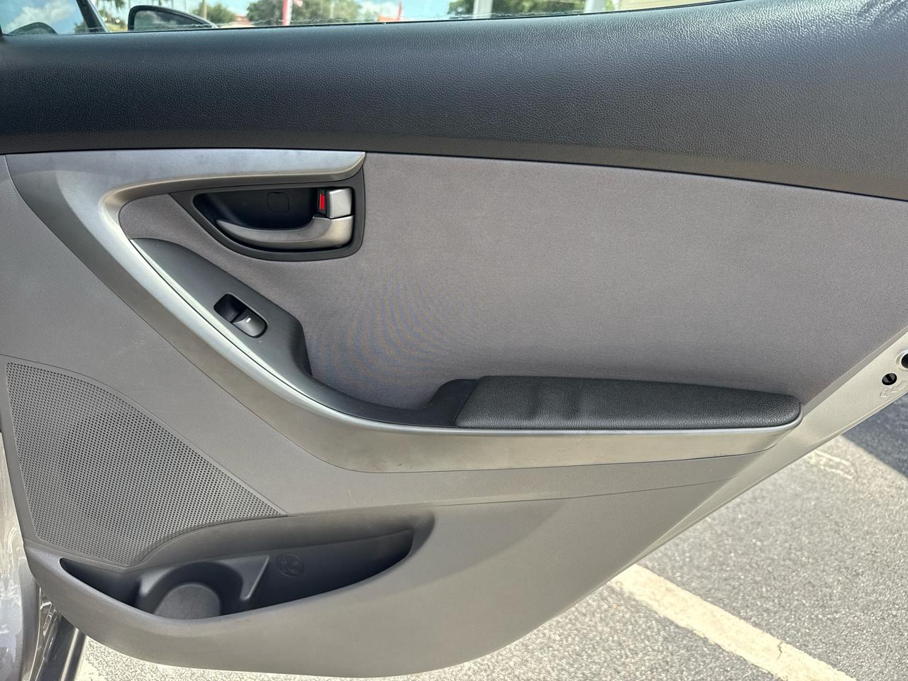 Hyundai Elantra 4dr Sdn Auto SE (Ulsan Plant) 2014