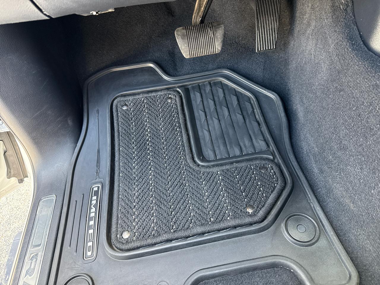 RAM 1500 Limited 4x4 Crew Cab 5'7" Box 2021