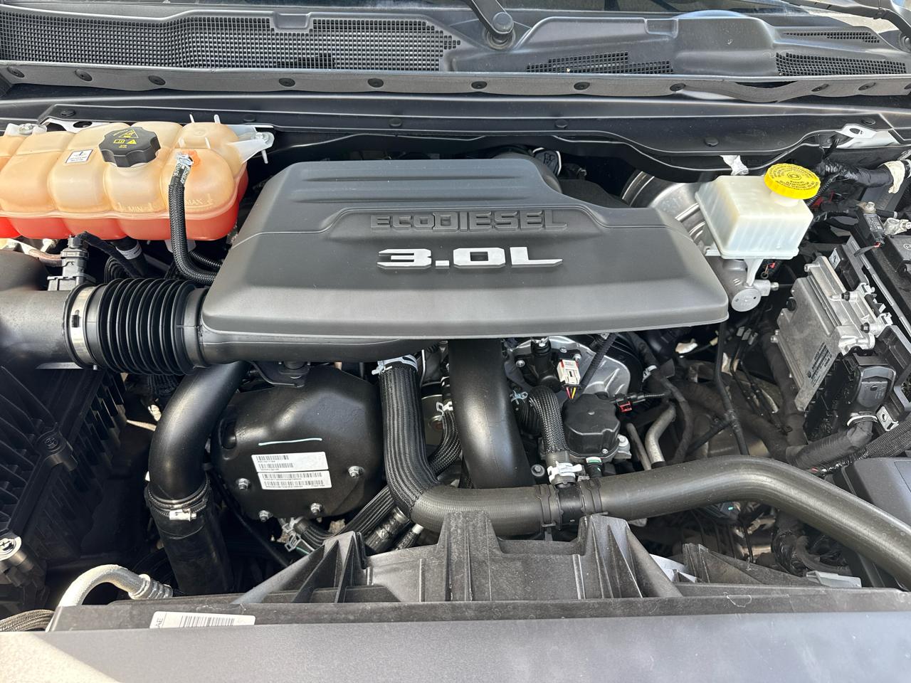 RAM 1500 Limited 4x4 Crew Cab 5'7" Box 2021