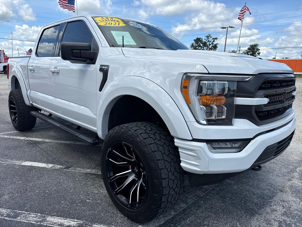 Ford F-150 XLT SuperCrew 5.5-ft. Bed 4WD 2021