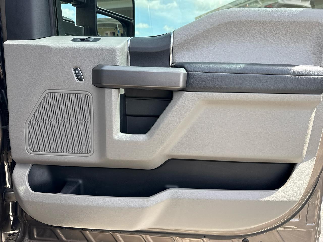 Ford Super Duty F-250 SRW XLT 4WD Crew Cab 6.75' Box 2019