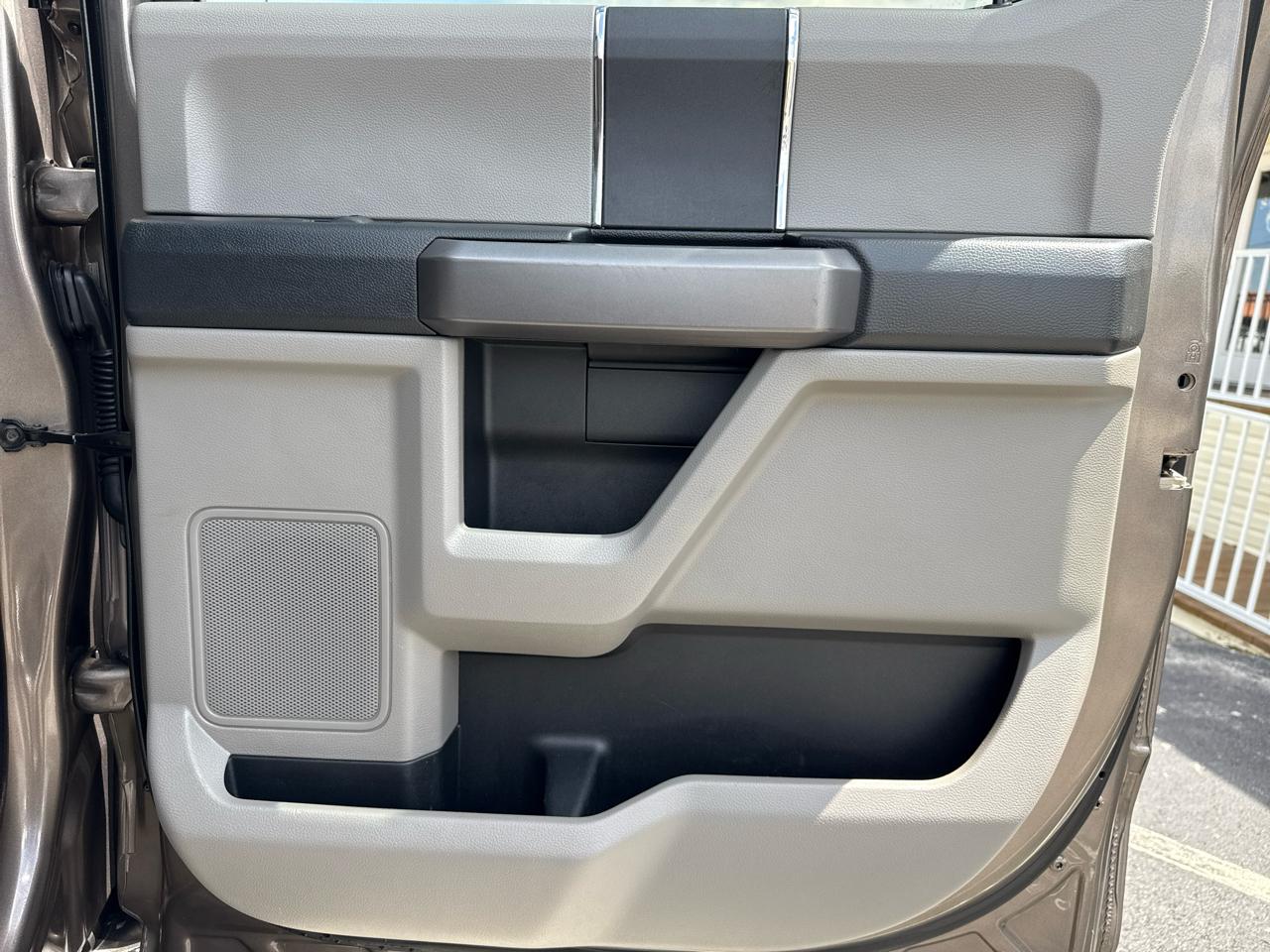 Ford Super Duty F-250 SRW XLT 4WD Crew Cab 6.75' Box 2019