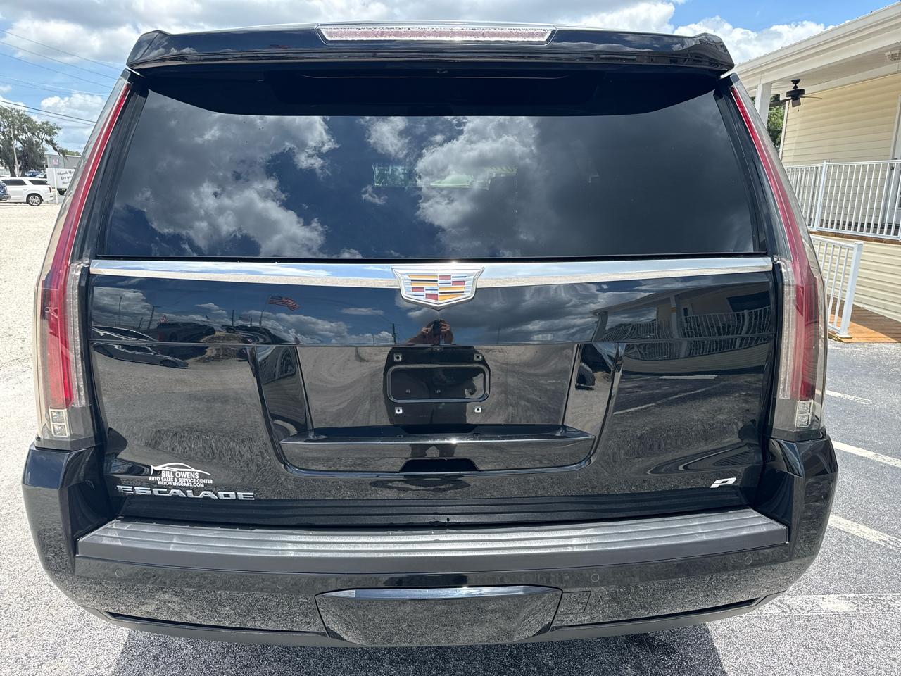 Cadillac Escalade 2WD 4dr Platinum 2016