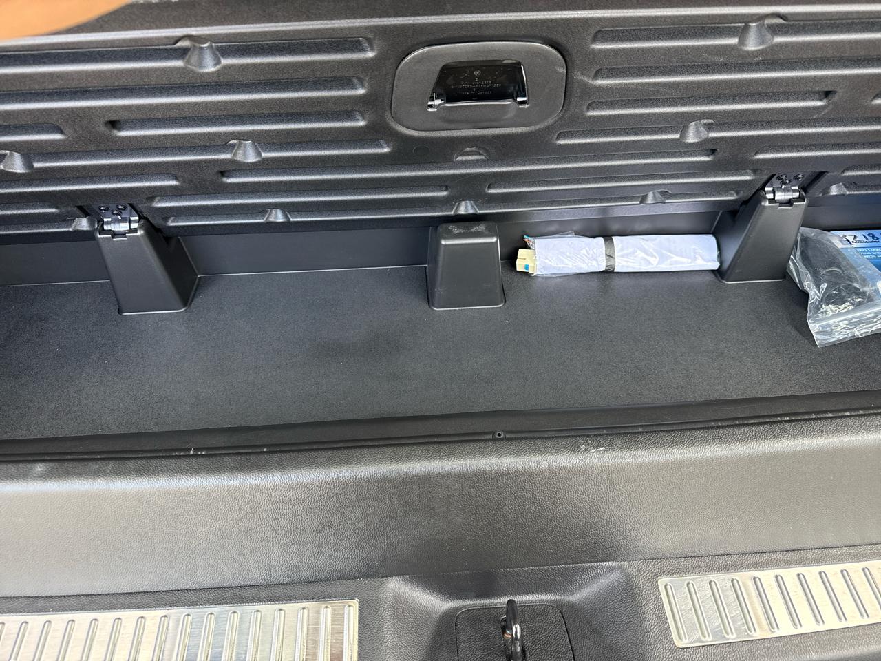 Cadillac Escalade 2WD 4dr Platinum 2016
