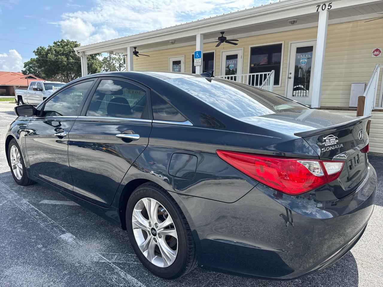 Hyundai Sonata 4dr Sdn 2.4L Auto Limited 2013