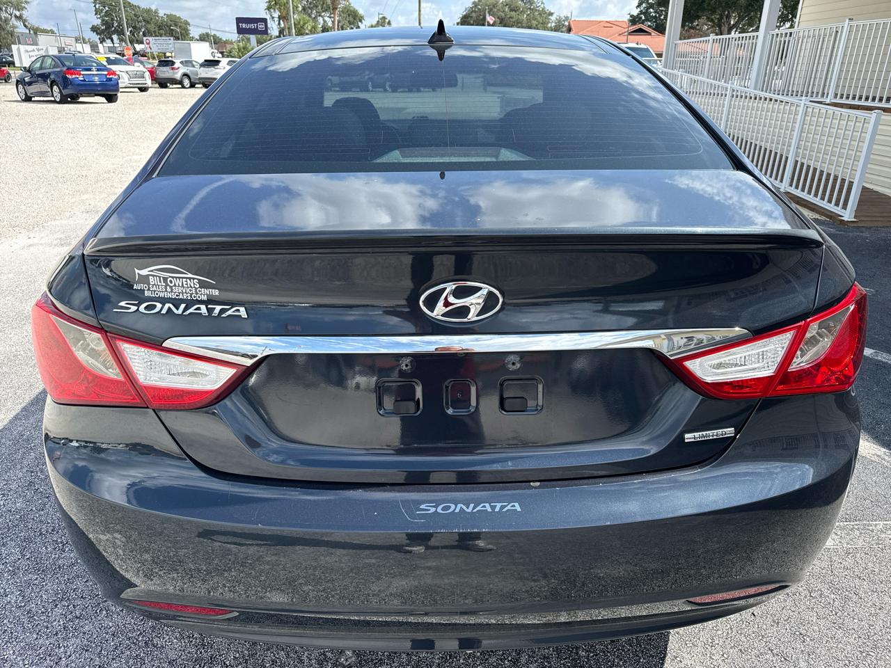 Hyundai Sonata 4dr Sdn 2.4L Auto Limited 2013