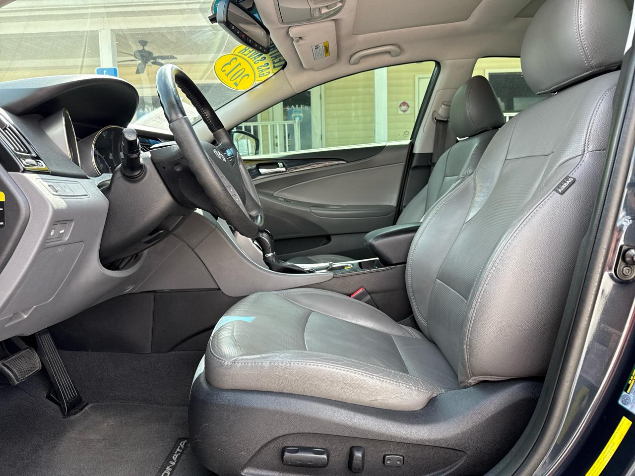 Hyundai Sonata 4dr Sdn 2.4L Auto Limited 2013