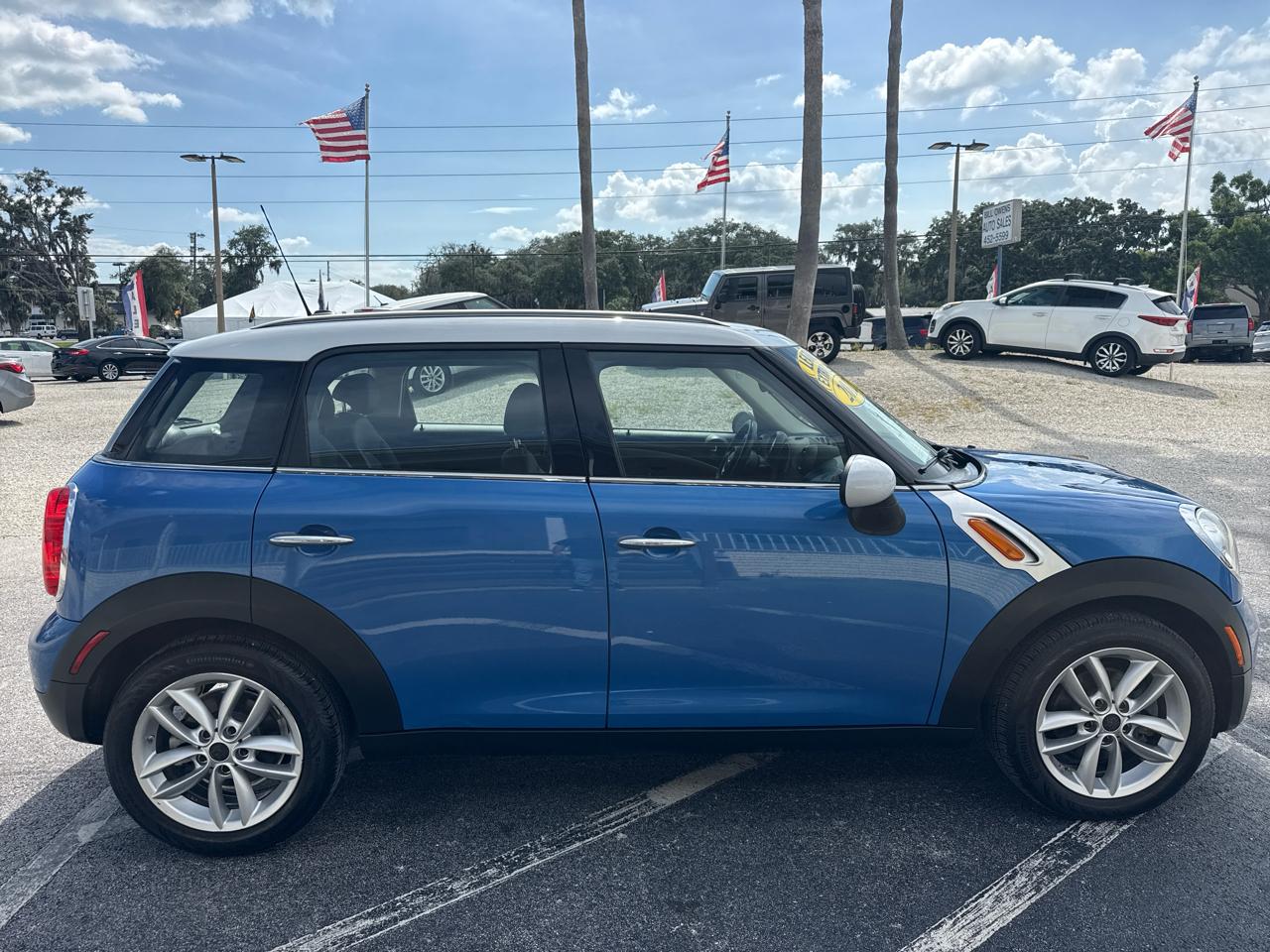 MINI Cooper Countryman FWD 4dr 2012