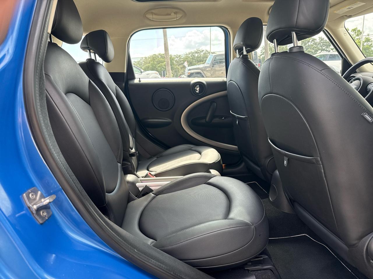MINI Cooper Countryman FWD 4dr 2012