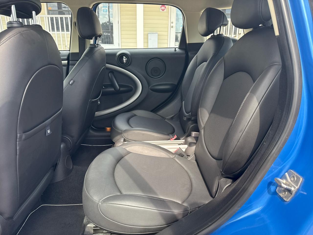 MINI Cooper Countryman FWD 4dr 2012