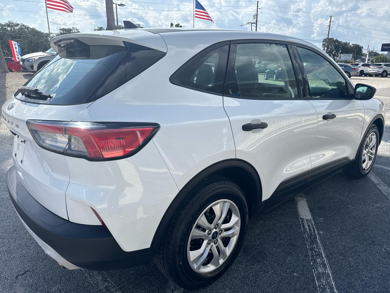 Ford Escape S FWD 2021