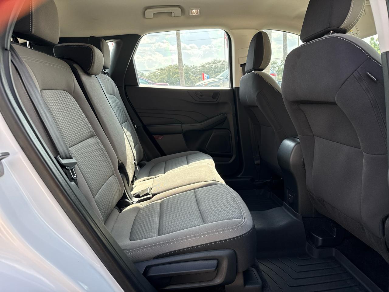 Ford Escape S FWD 2021