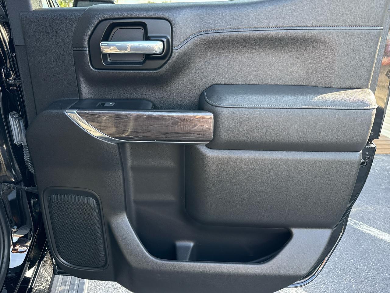Chevrolet Silverado 1500 LTD 4WD Crew Cab 147" LTZ 2022