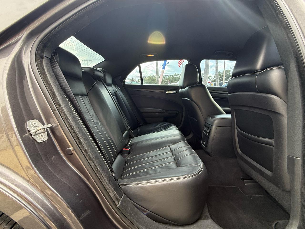 Chrysler 300 4dr Sdn 300S RWD 2016