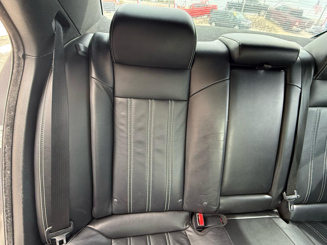 Chrysler 300 4dr Sdn 300S RWD 2016