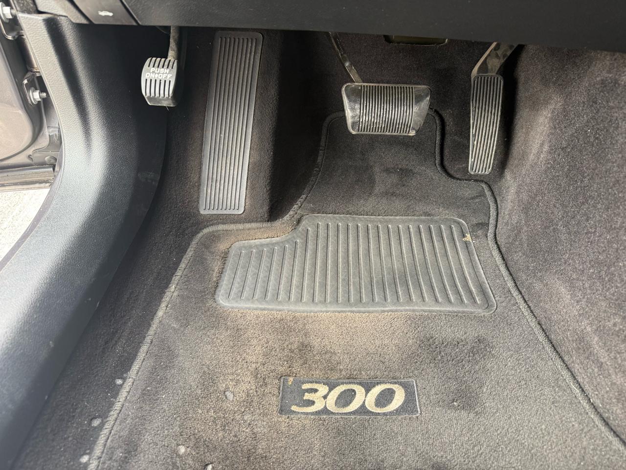 Chrysler 300 4dr Sdn 300S RWD 2016
