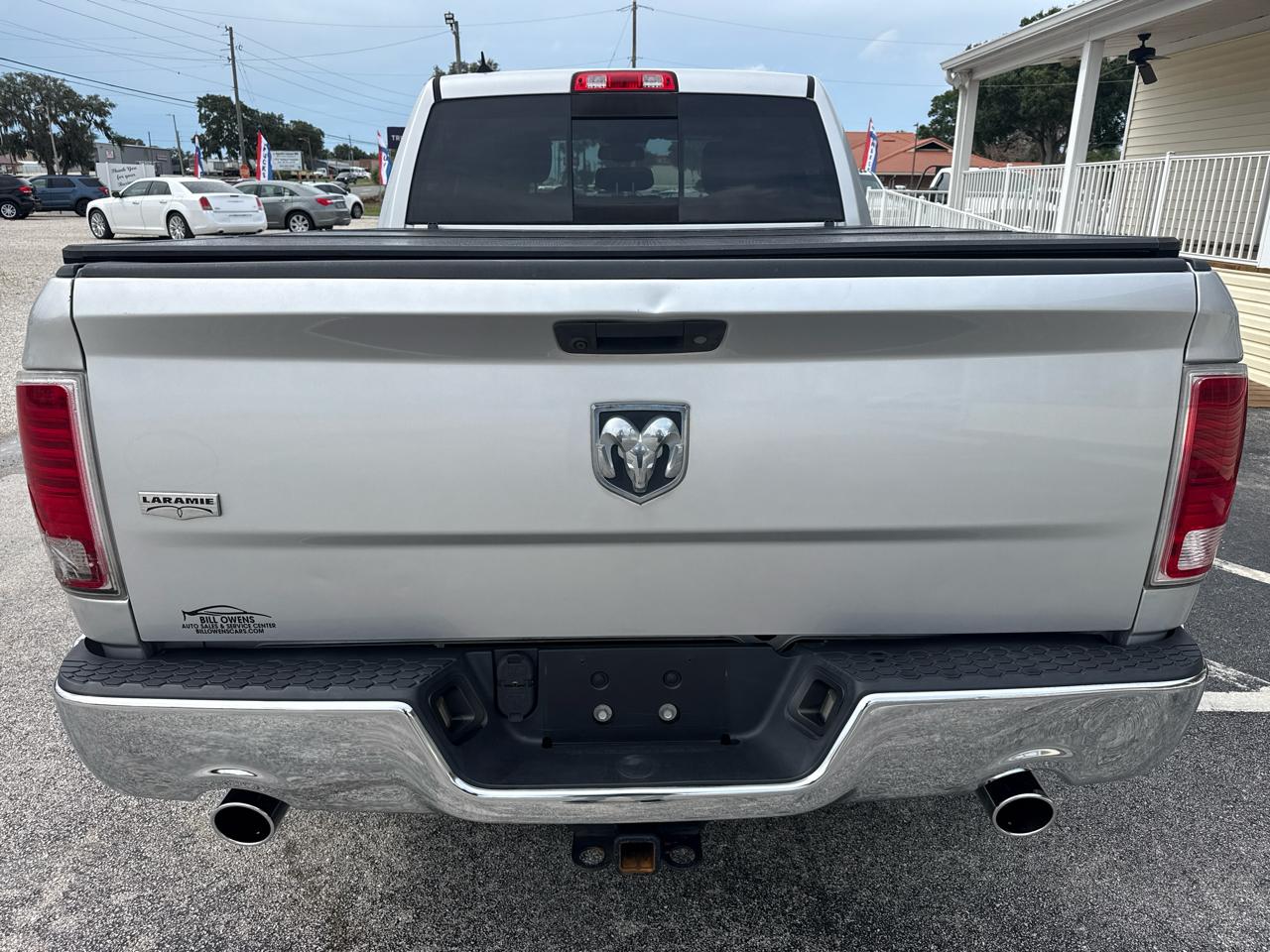 RAM 1500 Laramie 4x2 Crew Cab 6'4" Box 2017