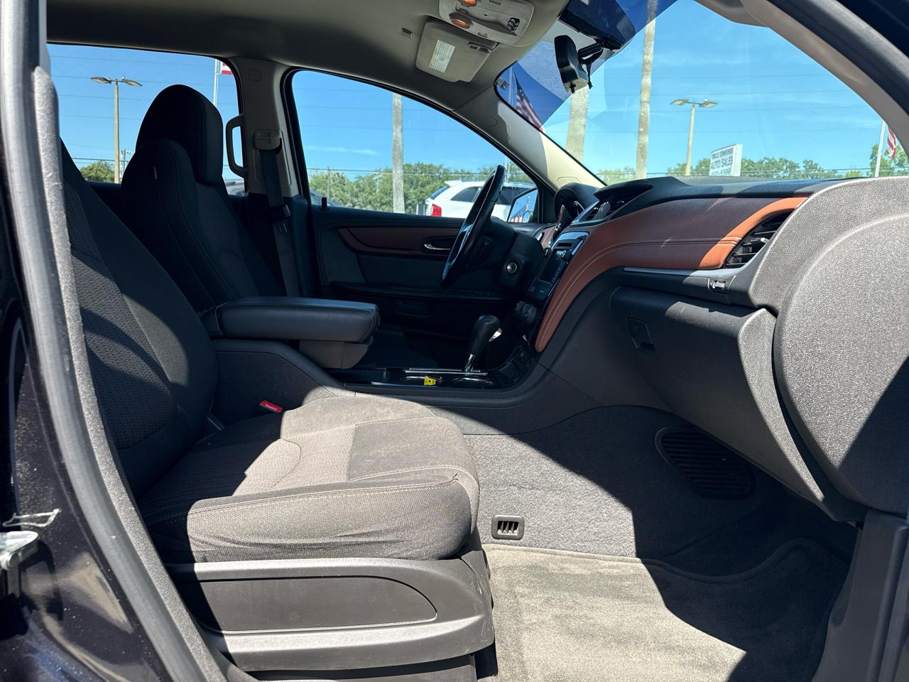 Chevrolet Traverse FWD 4dr LT w/1LT 2015