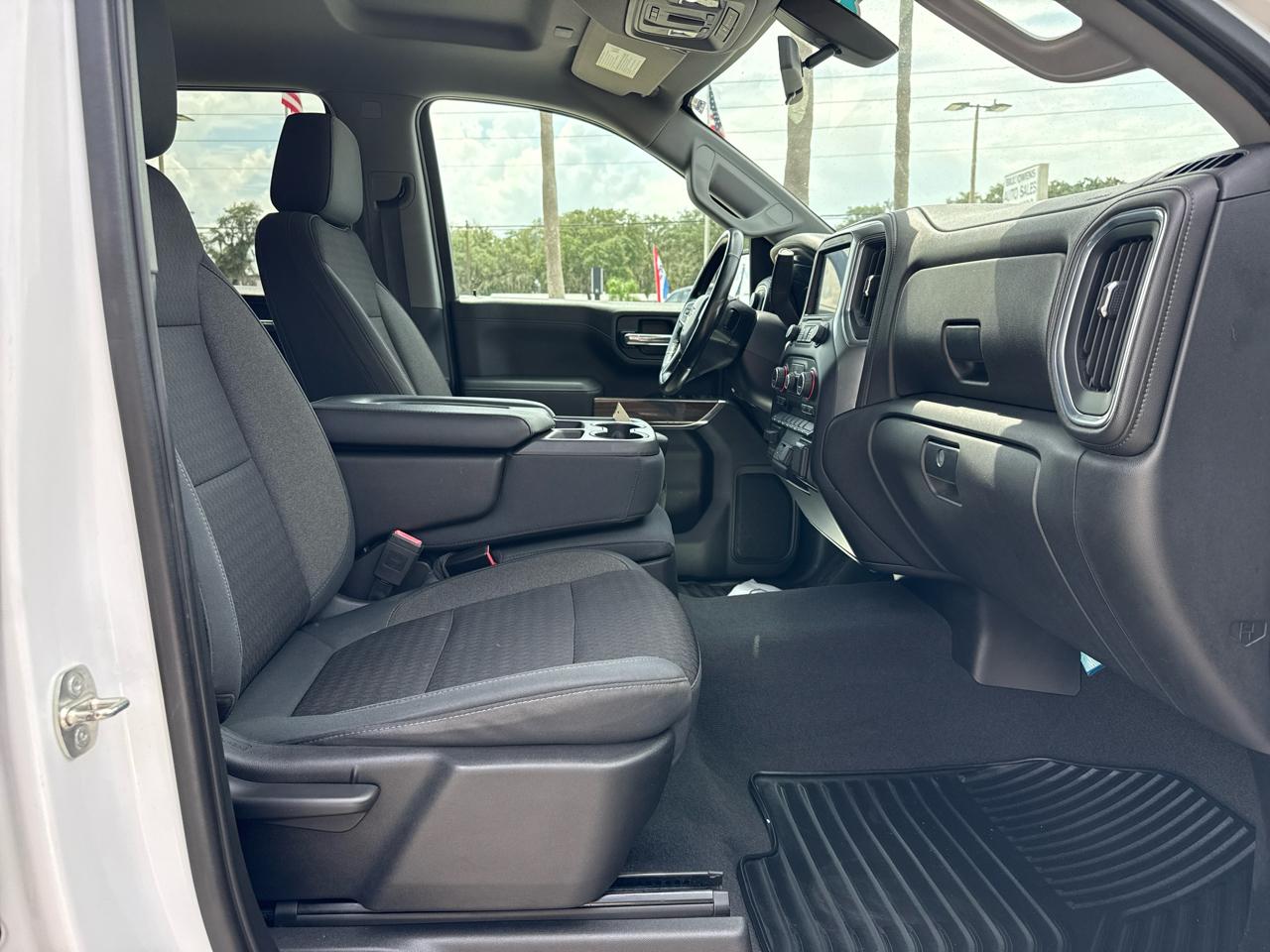 Chevrolet Silverado 1500 4WD Crew Cab 157" LT 2019