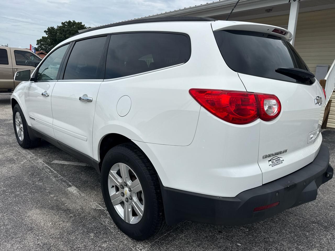 Chevrolet Traverse FWD 4dr LT w/1LT 2009