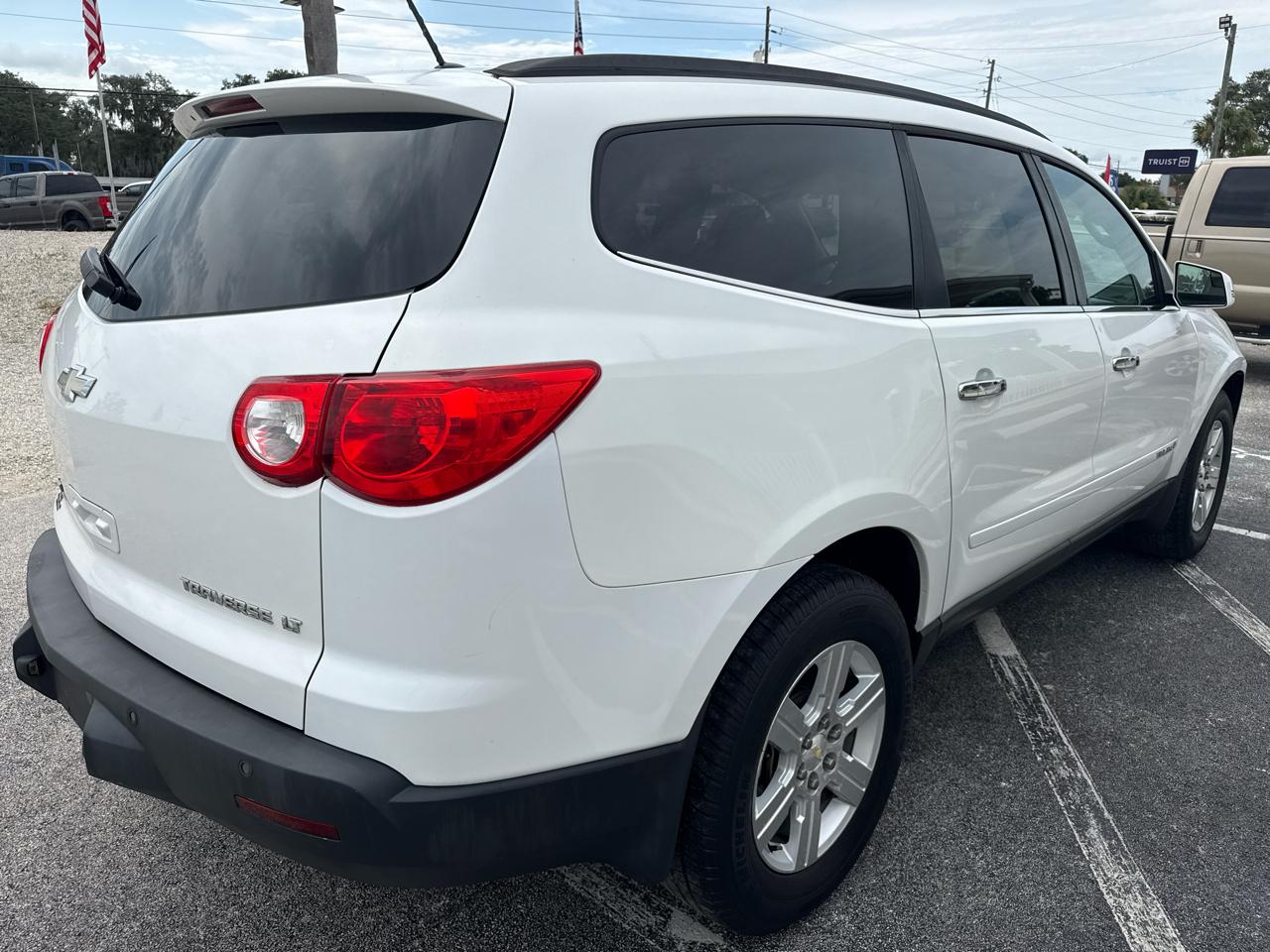 Chevrolet Traverse FWD 4dr LT w/1LT 2009