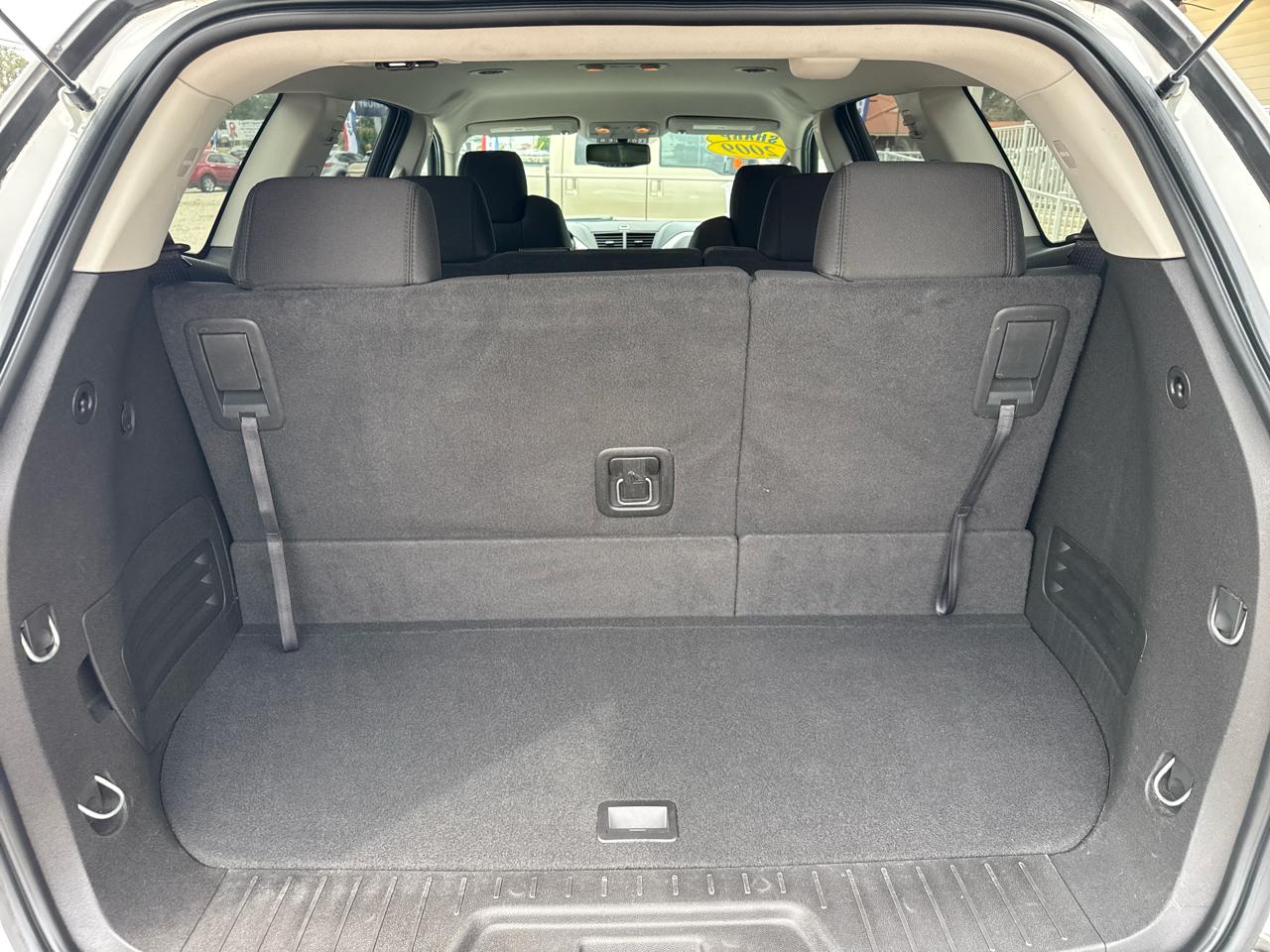 Chevrolet Traverse FWD 4dr LT w/1LT 2009
