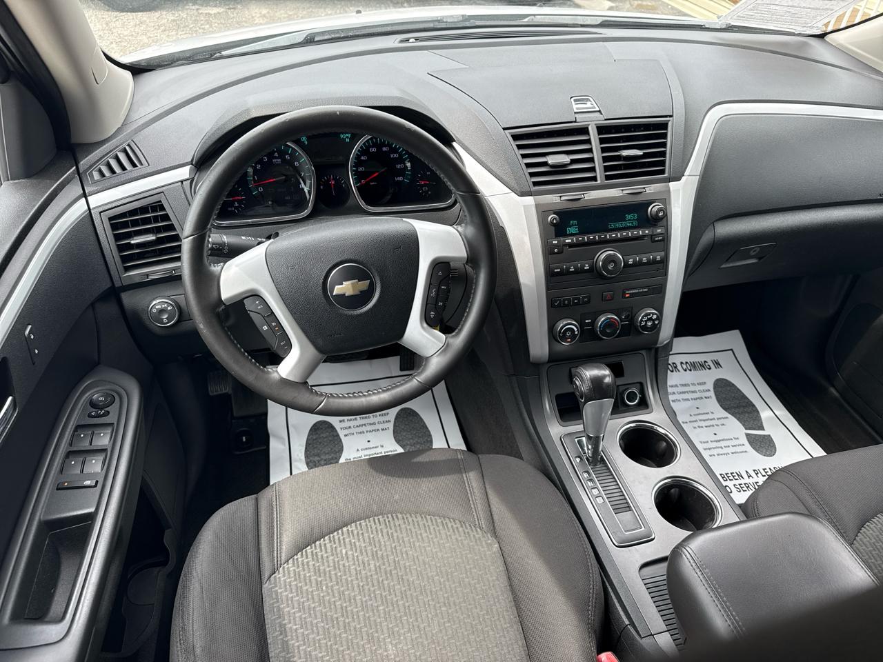 Chevrolet Traverse FWD 4dr LT w/1LT 2009