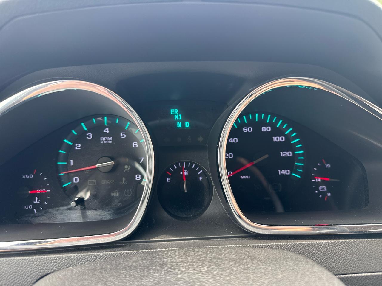Chevrolet Traverse FWD 4dr LT w/1LT 2009
