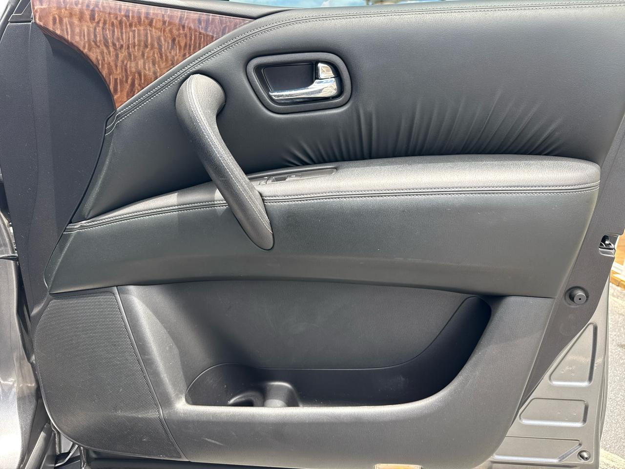 Nissan Armada 4x2 SL 2020