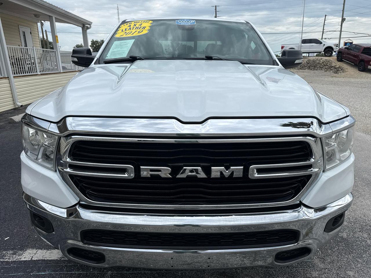 RAM 1500 Big Horn/Lone Star 4x4 Crew Cab 5'7" Box 2019