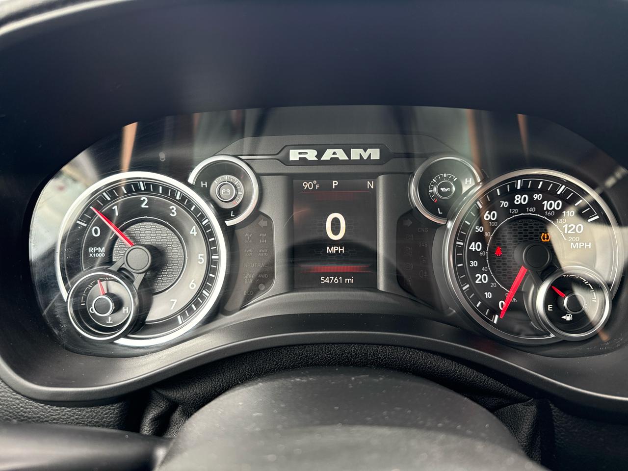 RAM 1500 Big Horn/Lone Star 4x4 Crew Cab 5'7" Box 2019