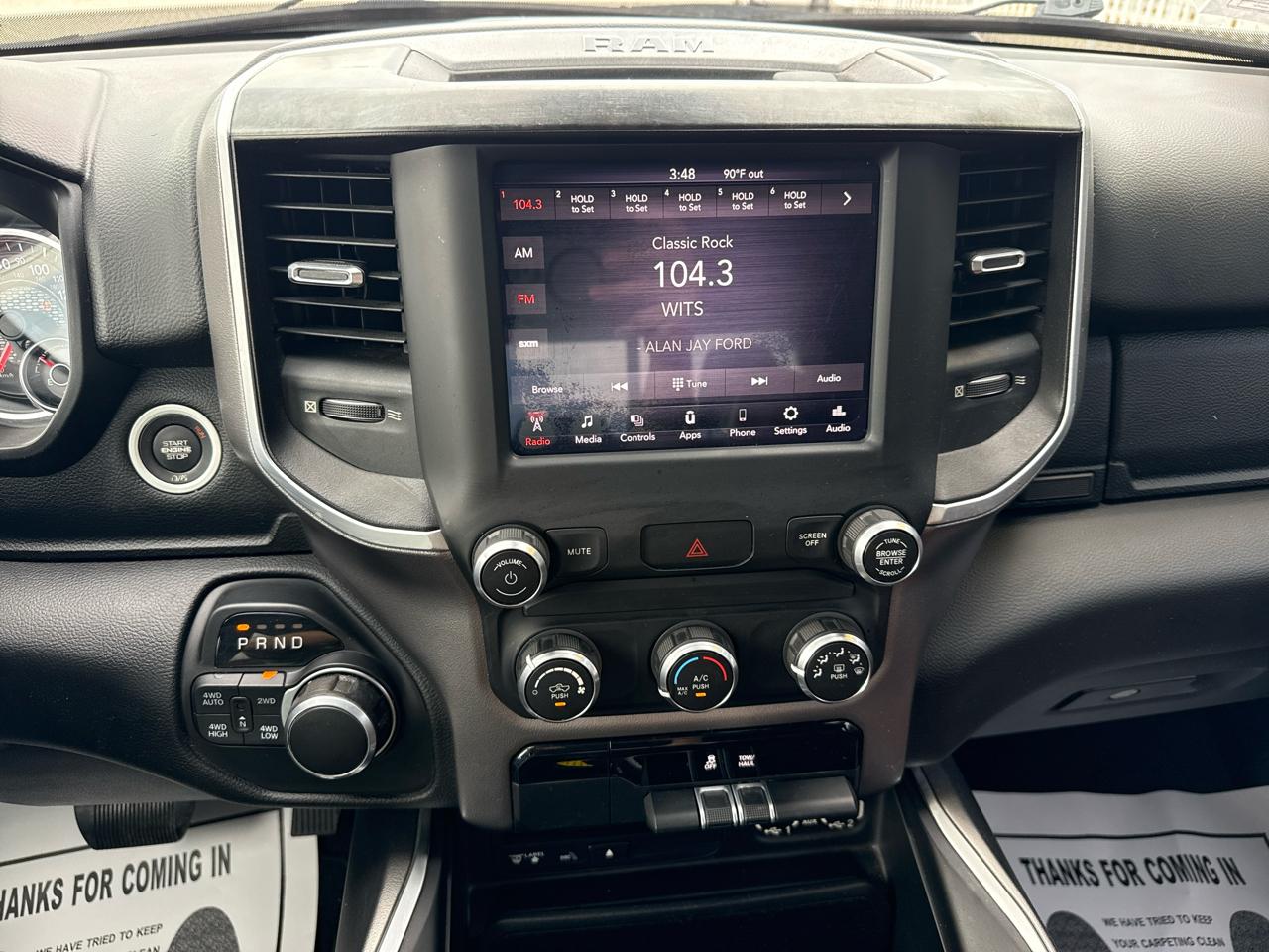 RAM 1500 Big Horn/Lone Star 4x4 Crew Cab 5'7" Box 2019