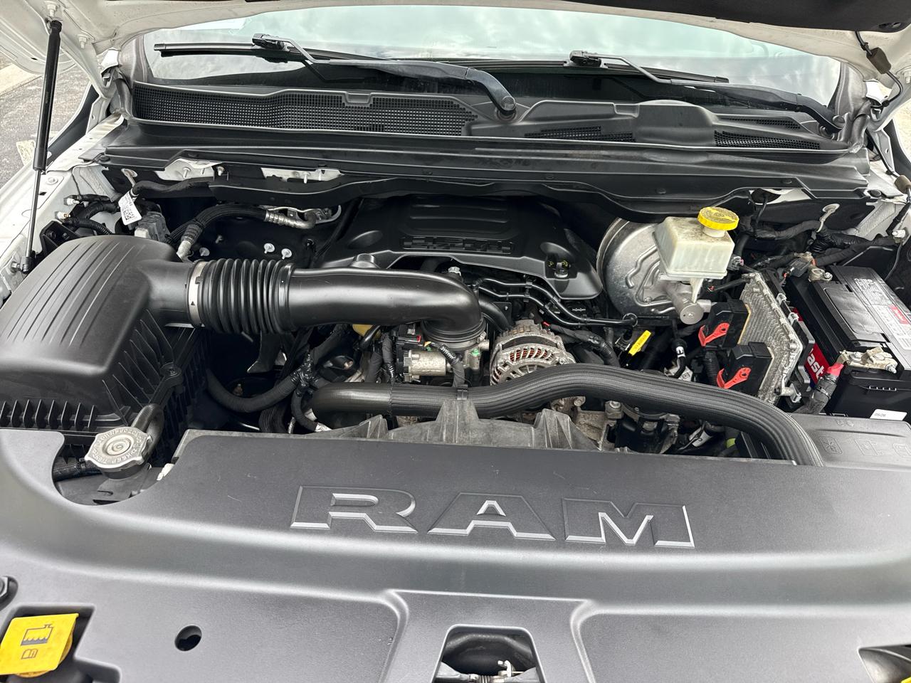 RAM 1500 Big Horn/Lone Star 4x4 Crew Cab 5'7" Box 2019