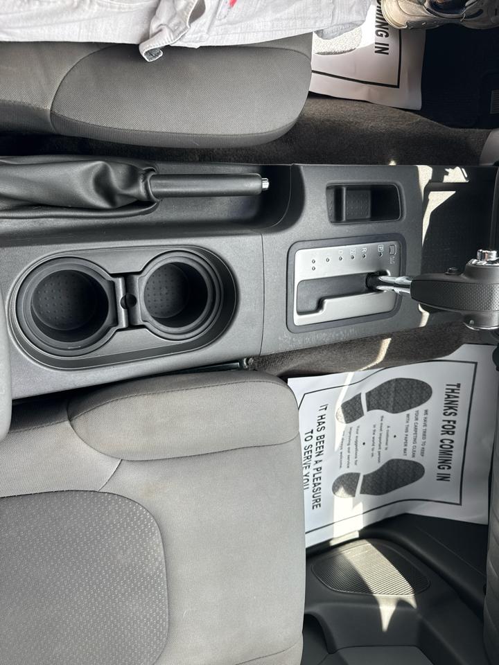 Nissan Xterra 2WD 4dr Auto S 2014