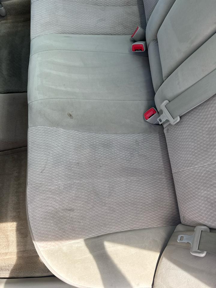 Toyota Camry 4dr Sdn I4 Man LE (Natl) 2011