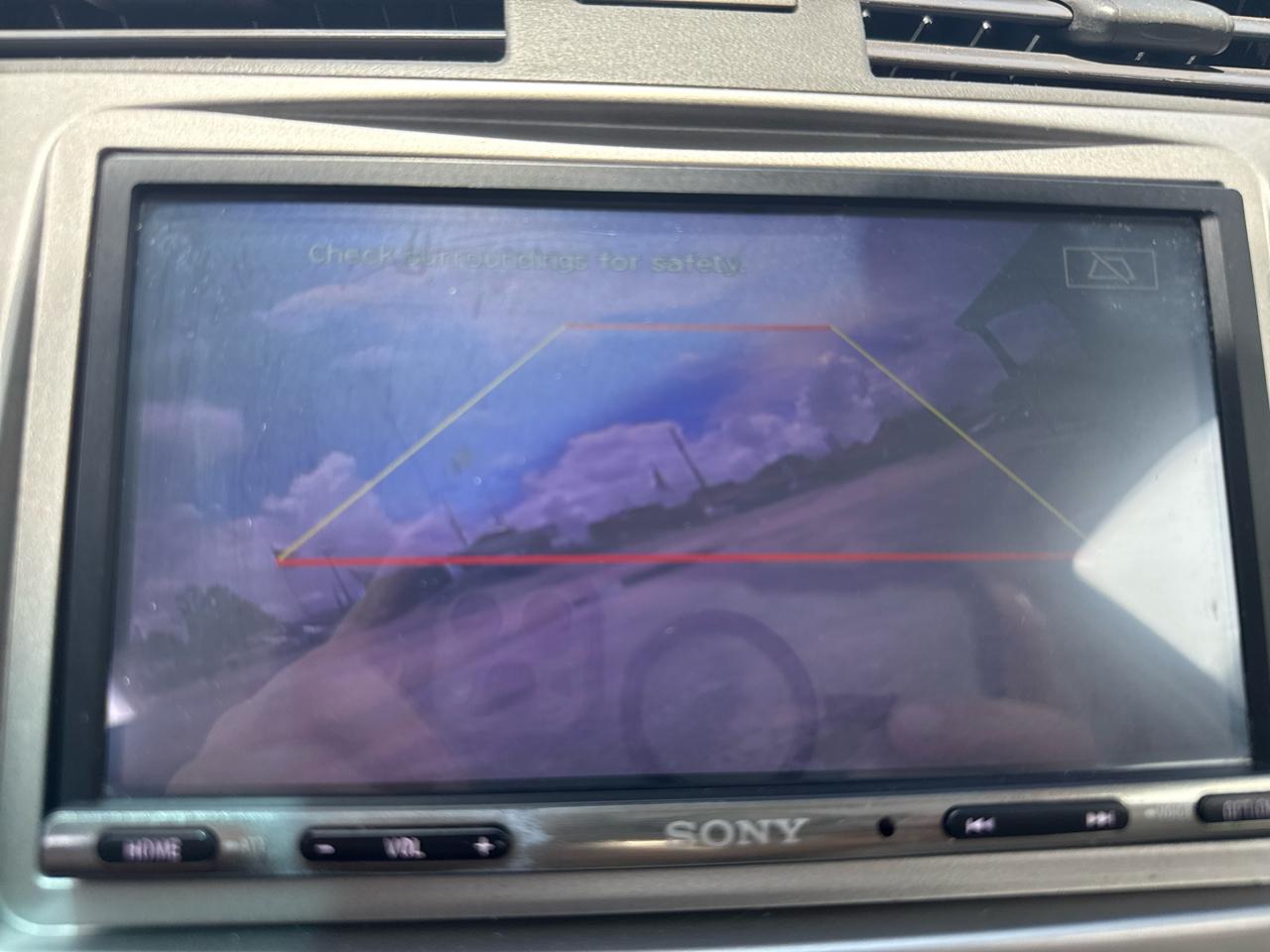 Toyota Camry 4dr Sdn I4 Man LE (Natl) 2011