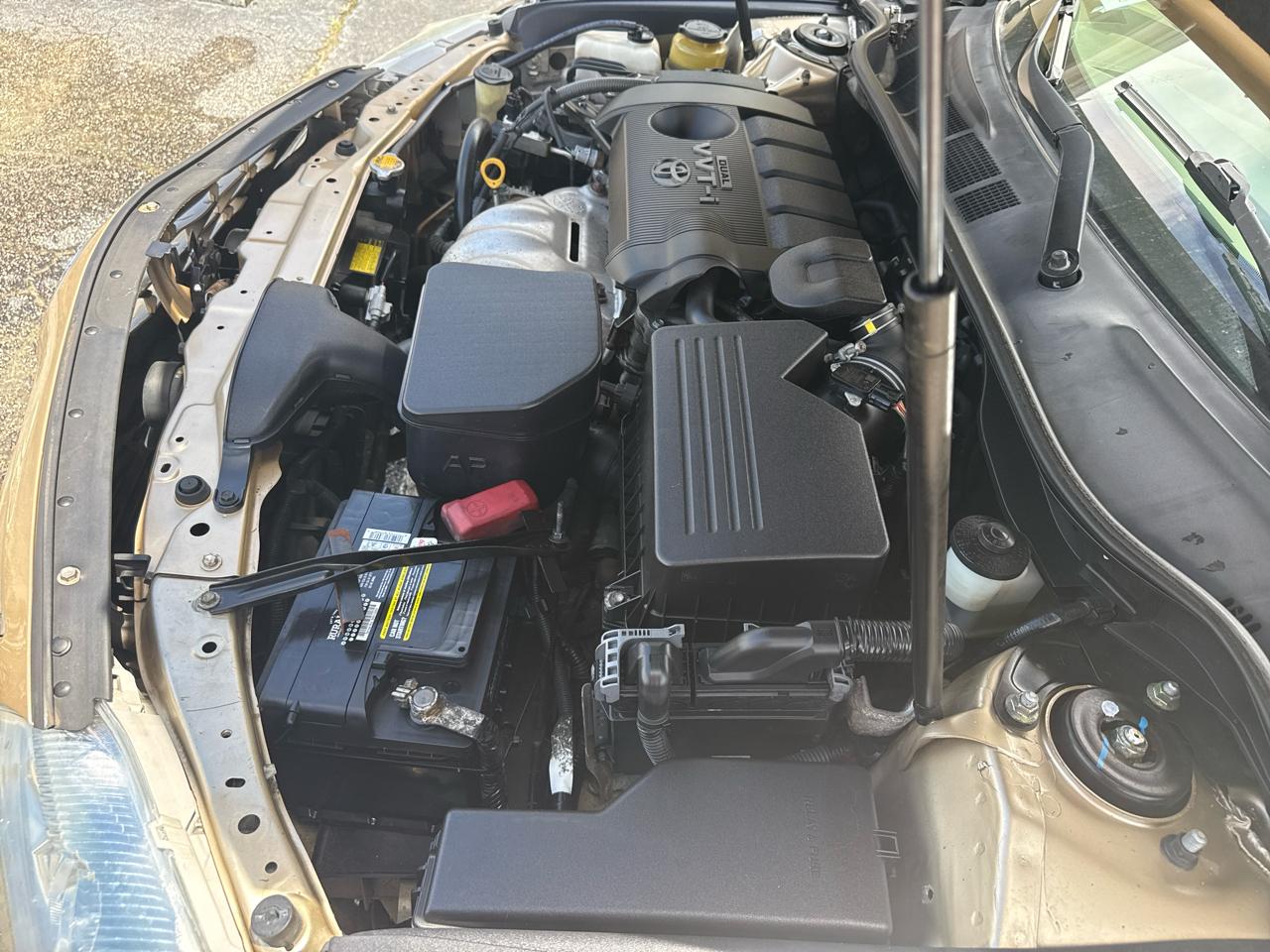 Toyota Camry 4dr Sdn I4 Man LE (Natl) 2011