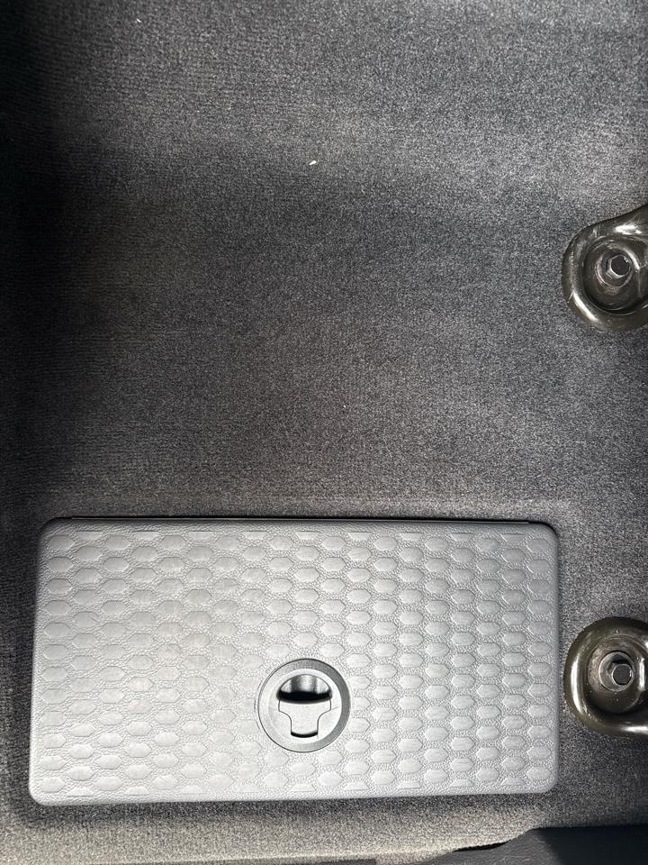 Dodge Ram 1500 2WD Crew Cab 140.5" SLT 2010