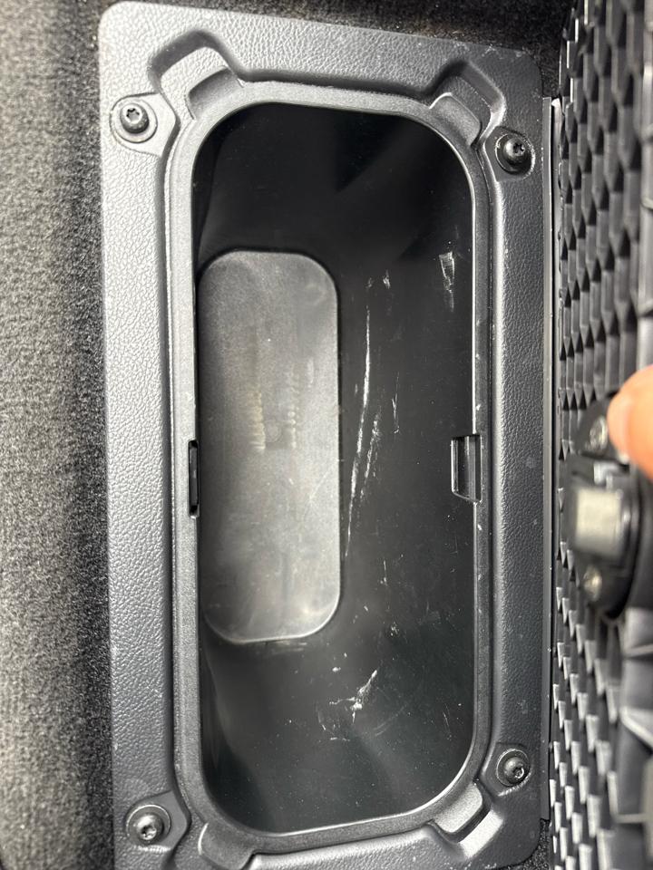 Dodge Ram 1500 2WD Crew Cab 140.5" SLT 2010