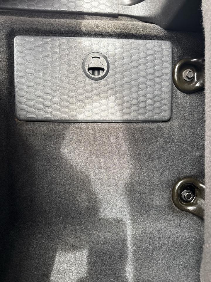 Dodge Ram 1500 2WD Crew Cab 140.5" SLT 2010