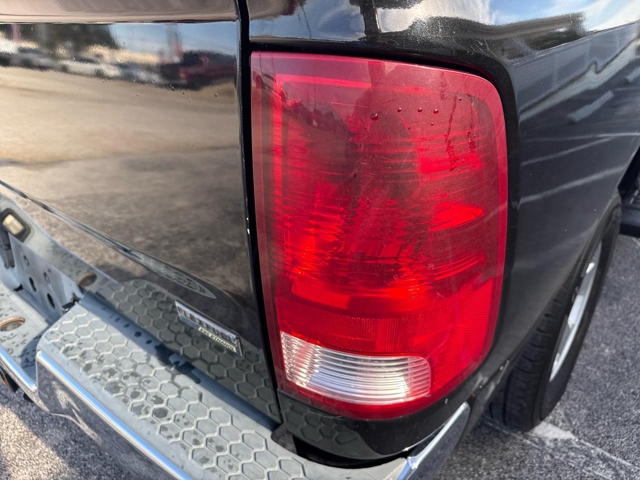 Dodge Ram 1500 2WD Crew Cab 140.5" SLT 2010