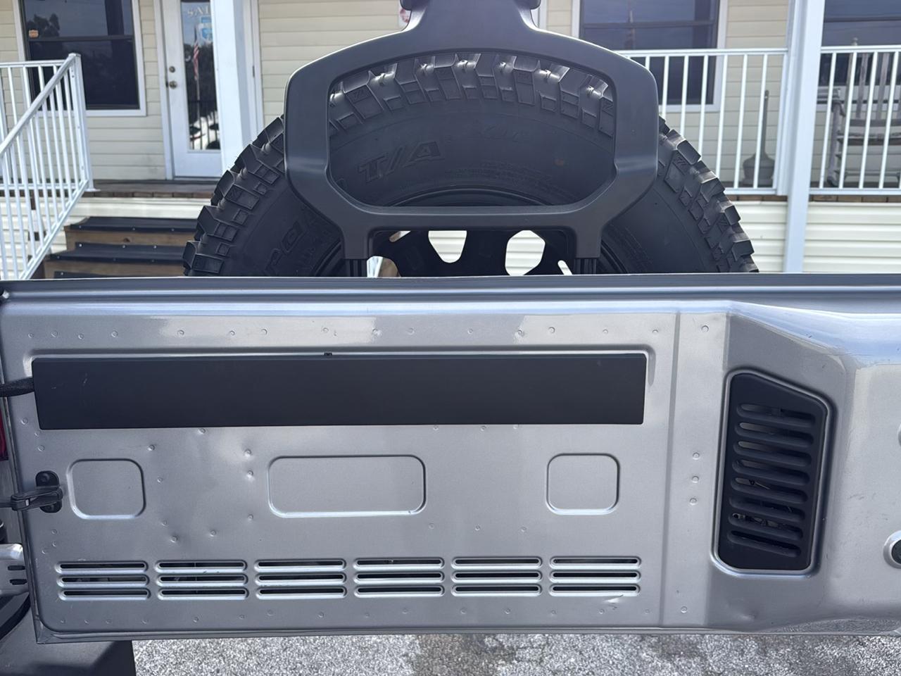 Jeep Wrangler Unlimited 4WD 4dr Willys Wheeler 2015