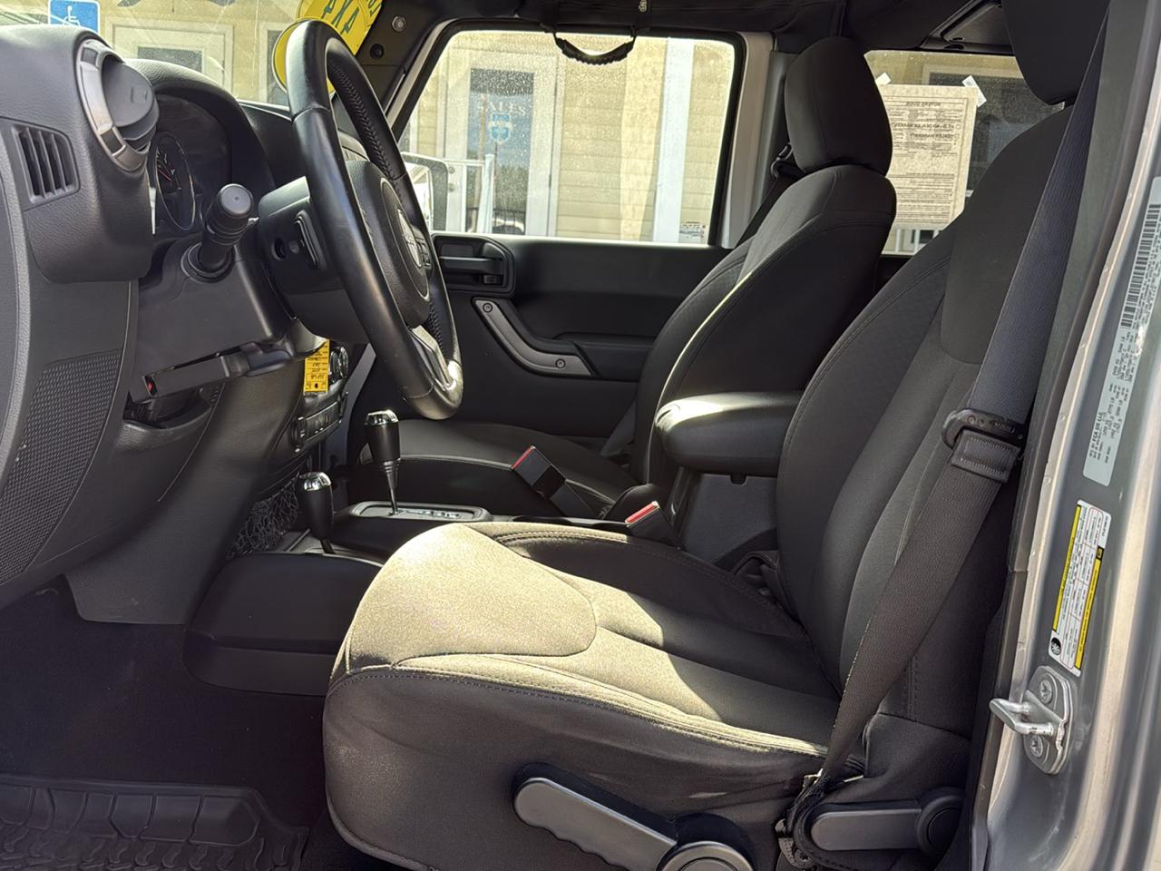 Jeep Wrangler Unlimited 4WD 4dr Willys Wheeler 2015