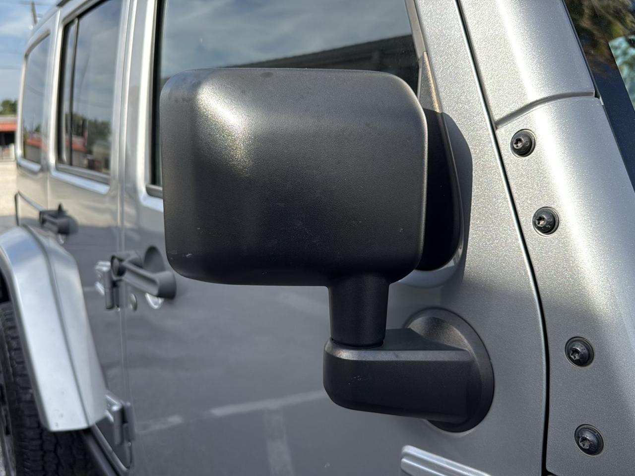 Jeep Wrangler Unlimited 4WD 4dr Willys Wheeler 2015