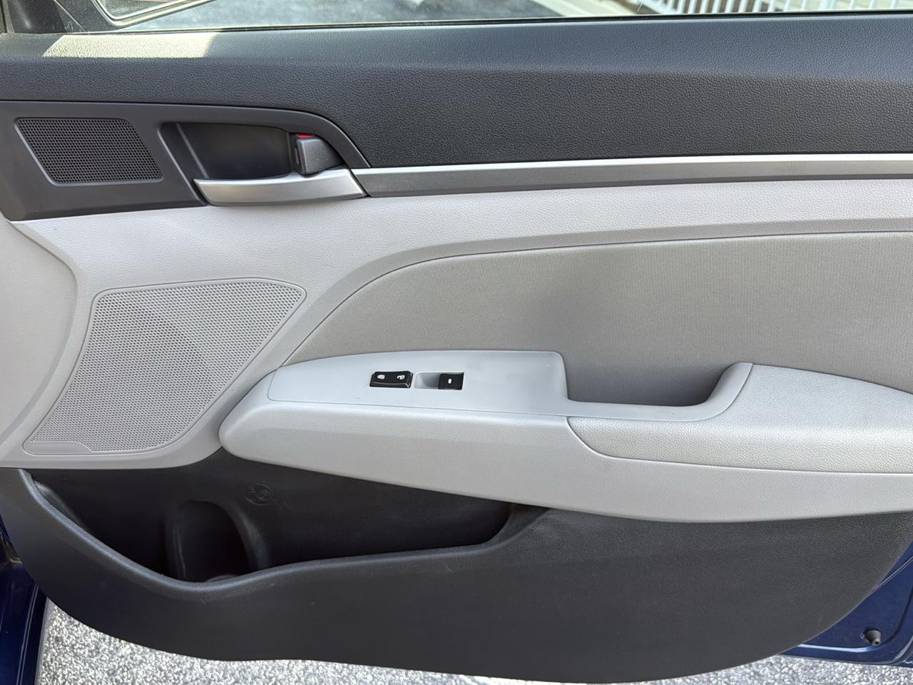Hyundai Elantra SEL 2.0L Auto (Alabama) 2018