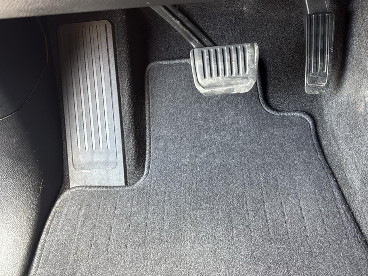 Jeep Grand Cherokee L Limited 4x2 2021