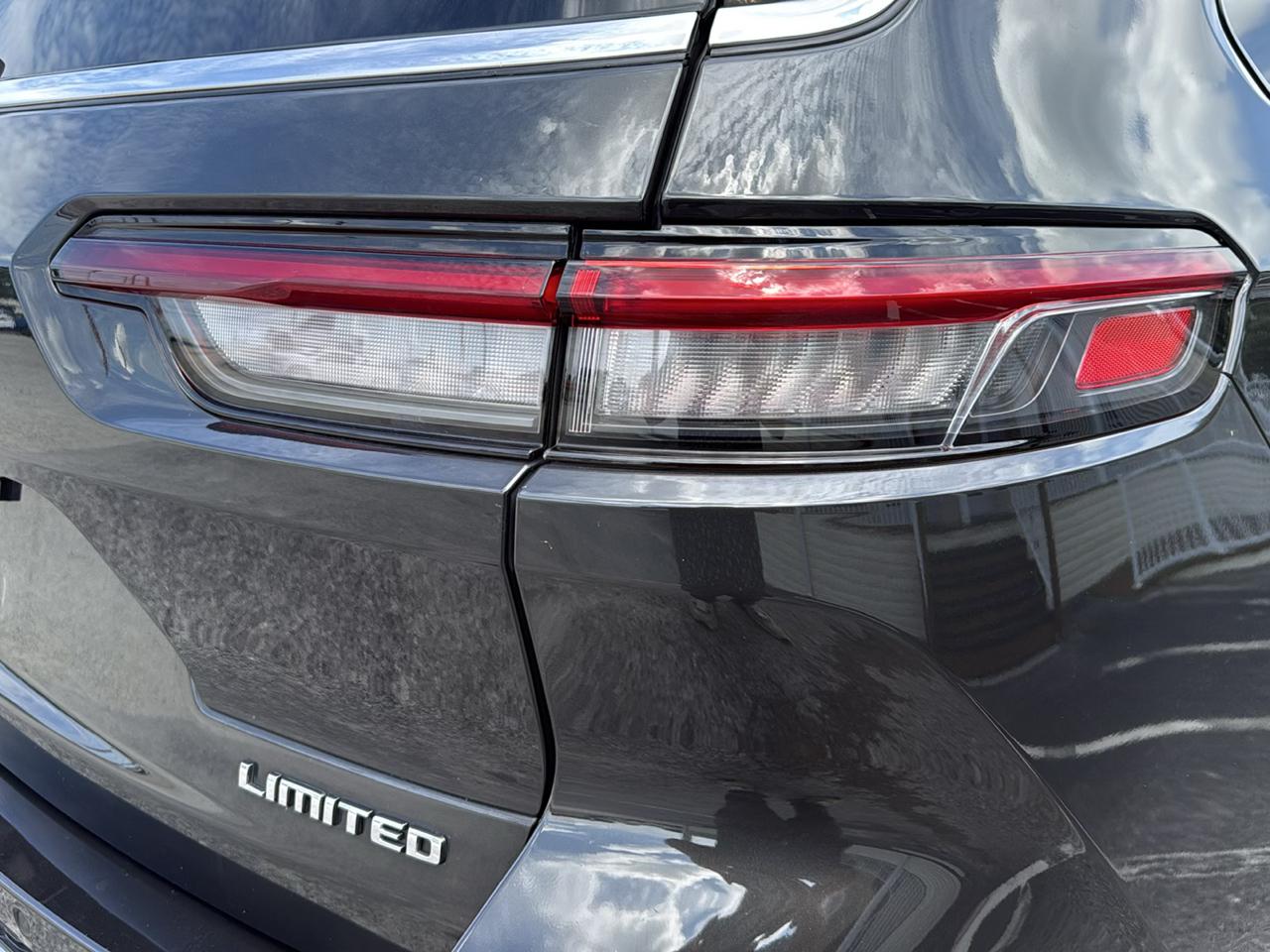 Jeep Grand Cherokee L Limited 4x2 2021