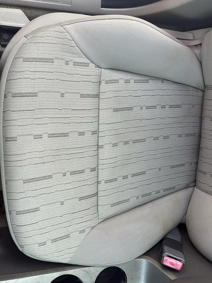 Ford Focus 4dr Sdn SE 2011