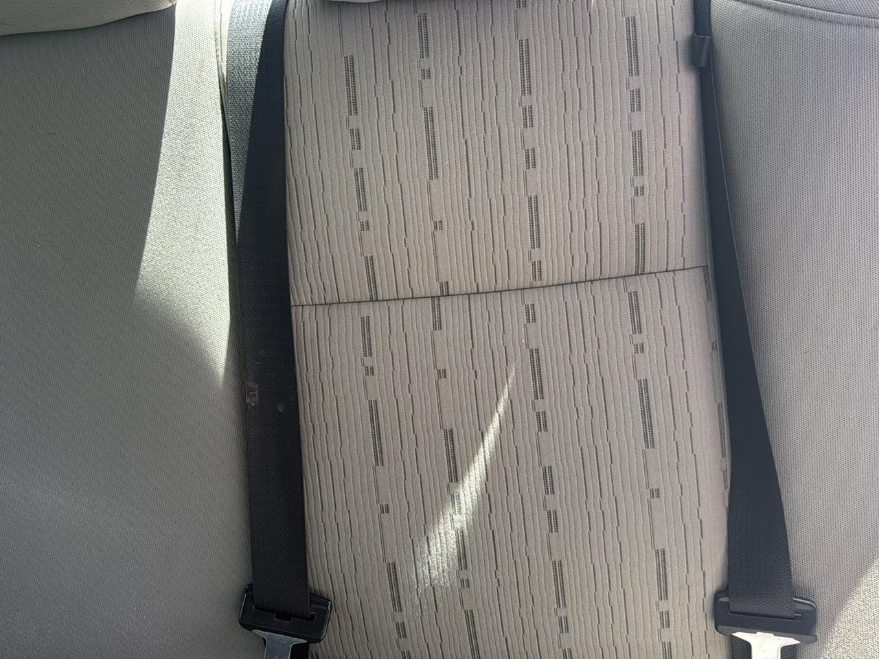 Ford Focus 4dr Sdn SE 2011