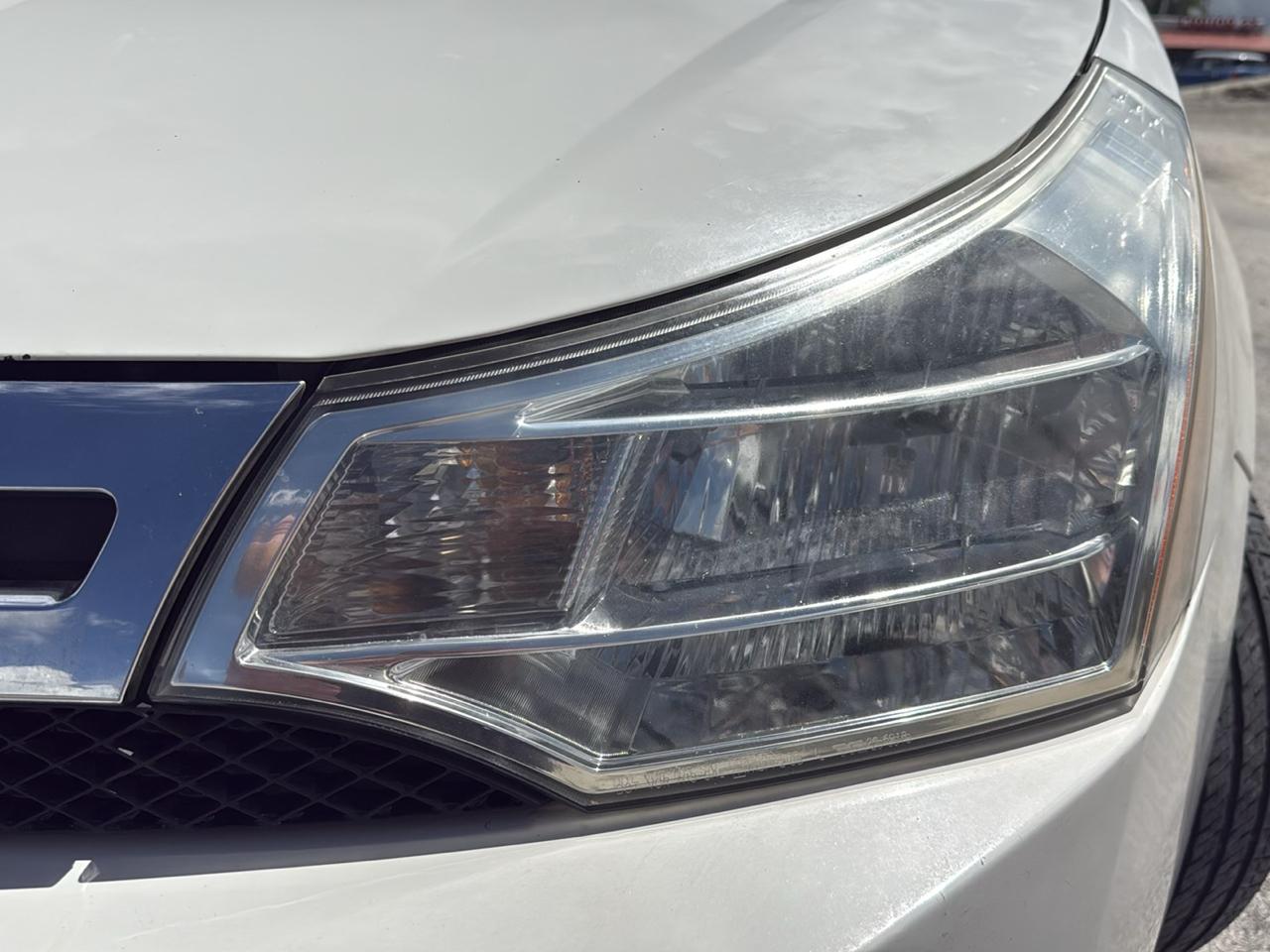 Ford Focus 4dr Sdn SE 2011